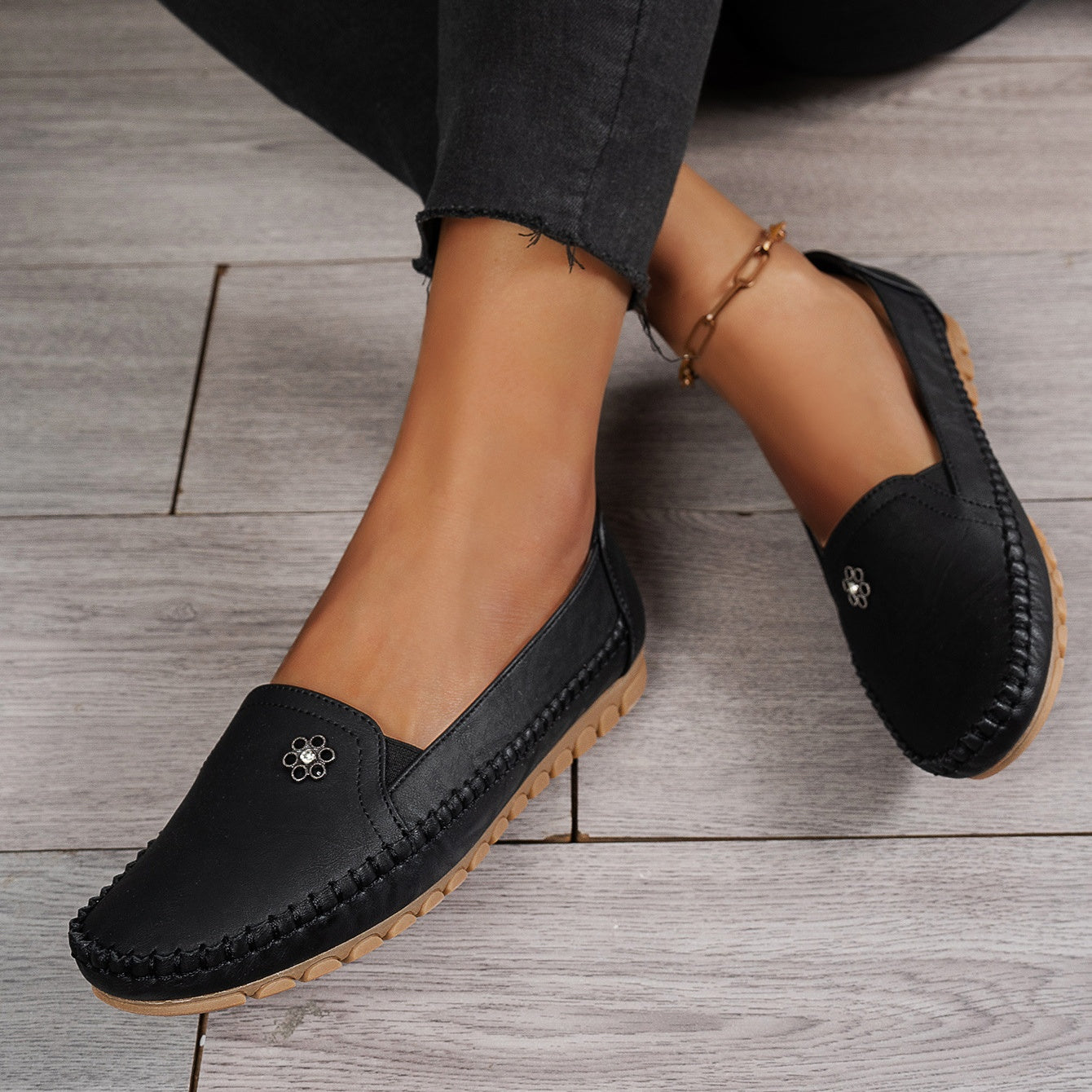 Soft Leather Loafers – Slip-On Comfort Walking Shoes