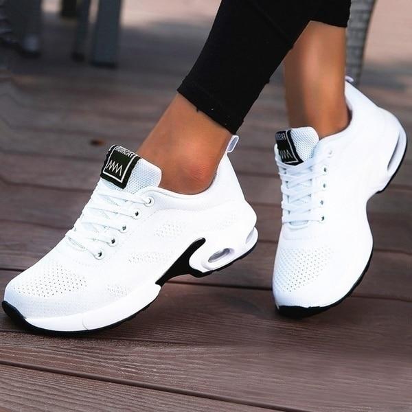 Gradient Knit Sneakers – Breathable Lightweight Walking Shoes