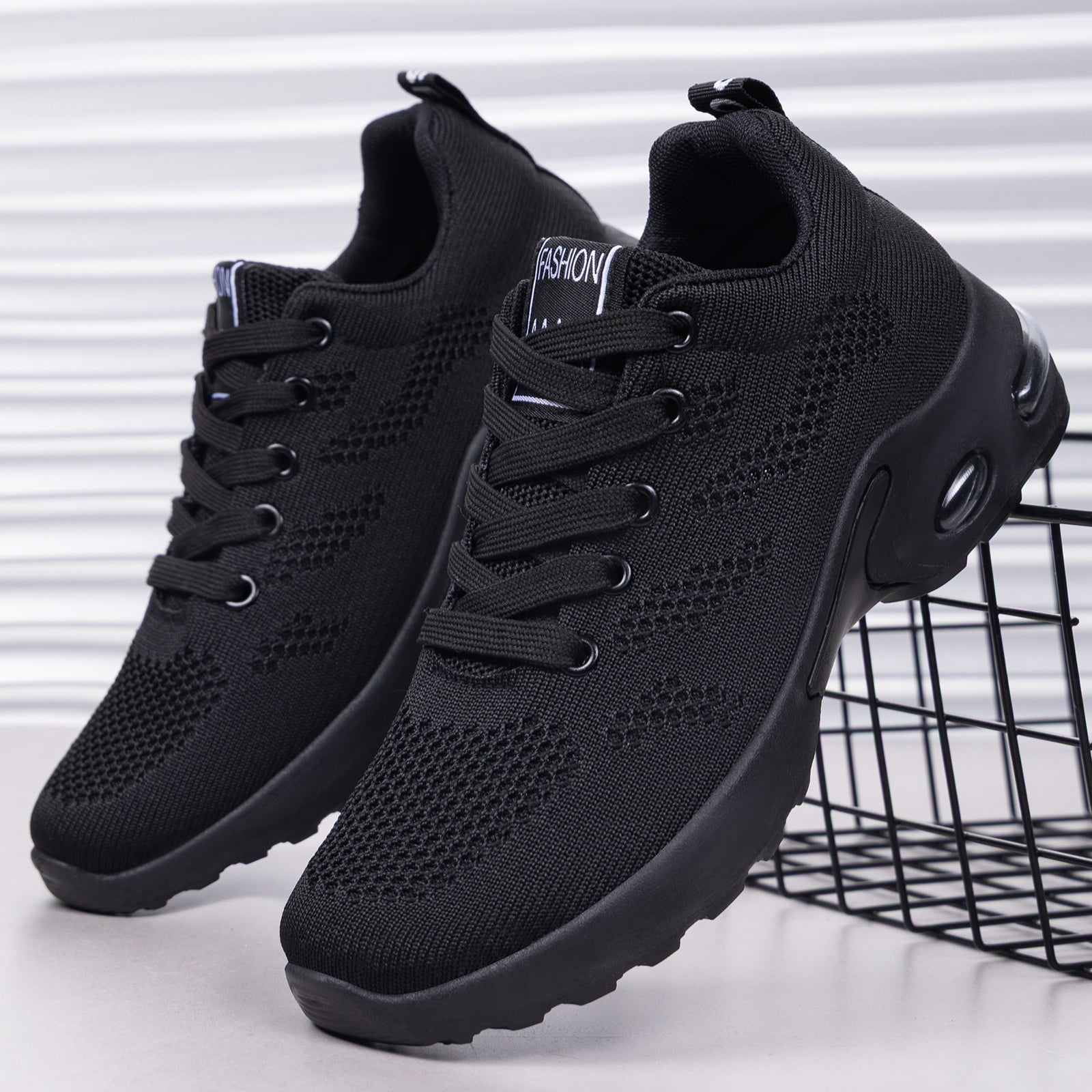 Gradient Knit Sneakers – Breathable Lightweight Walking Shoes