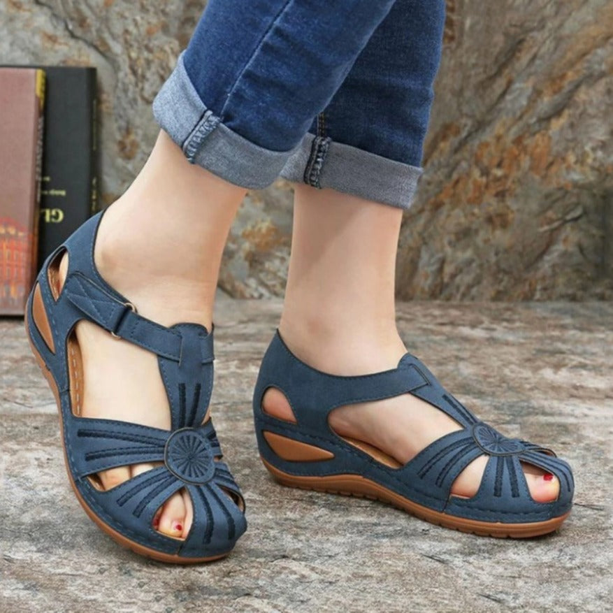 Vintage Cutout Walking Sandals – Closed Toe Arch Support Sandals